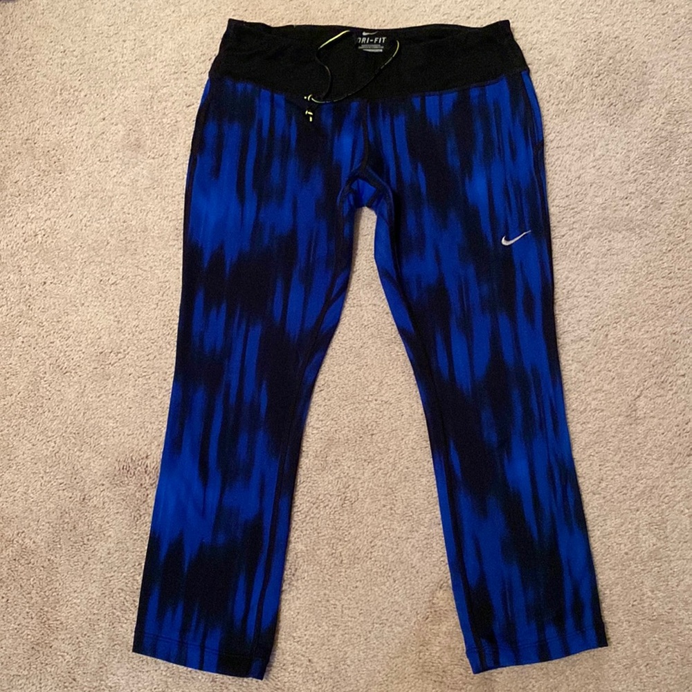 Nike Dri-Fit Blue & Black Capri Leggings - Picture 2 of 5